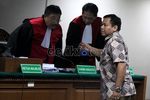 I Nyoman dan Dadong Divonis 3 Tahun
