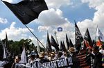 Demo BBM, Massa HTI Geruduk Istana