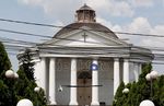 Puncak Kubah Gereja Tua Gambir Diperbaiki