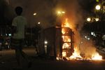 Salemba Kian Mencekam, Mobil Dibakar