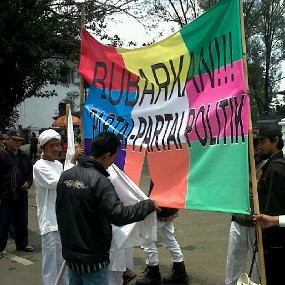 Tolak Kenaikan BBM, API Desak Parpol Dibubarkan