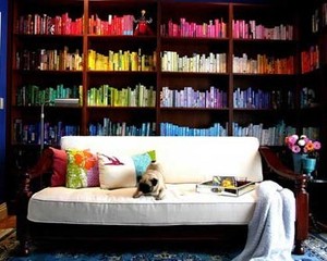 Cara Unik Mendekorasi Rumah dengan Buku 