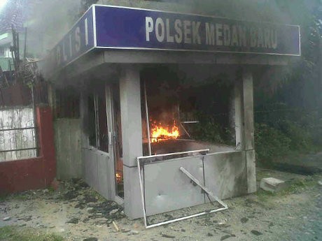 Lagi, Pos Polisi Dirusak Mahasiswa di Medan
