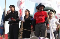 Ia menyampaikan perkembangan terakhir dari rapat sidang paripurna tersebut