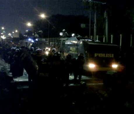 Takut Dijarah Pendemo, Jasa Marga Amankan Duit di Pintu Tol 