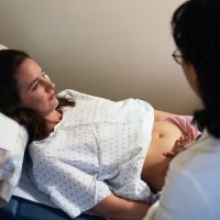 Hentikan Menopause dengan Transplantasi Ovarium