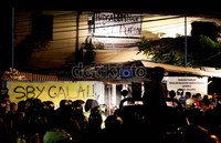 Suasana saaat penggerebekan mahasiswa yang lari ke markas GMKI dan PGI.