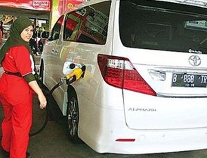 Duh, Mobil Alphard Minum Premium