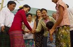 Akhirnya, Aung San Suu Kyi Ikut Pemilu
