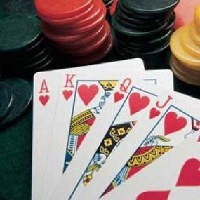 Polisi Ringkus 5 Pria yang Berjudi di Kamar Indekos