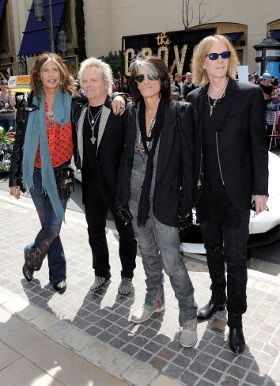 Joe Perry Berkali-kali Ingin Hengkang dari Aerosmith