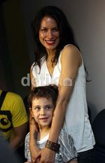 Bercerai, Sophia Latjuba Makin Lengket dengan Anak