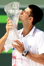 Bekuk Murray, Djokovic Juara Sony Ericson Terbuka