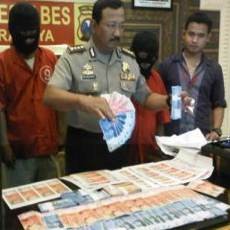 Produsen dan Pengedar Uang Palsu Digulung