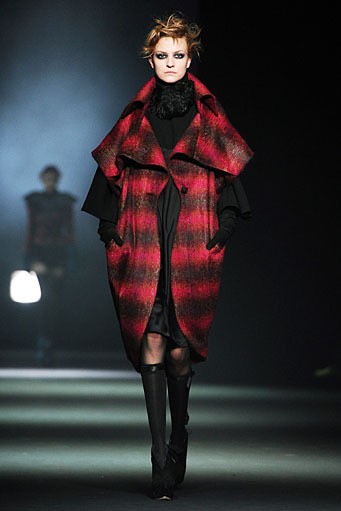 John Galliano. Fall/Winter 2012. Paris Fashion Week 2012. [Photo by Pascal Le Segretain/Getty Images]