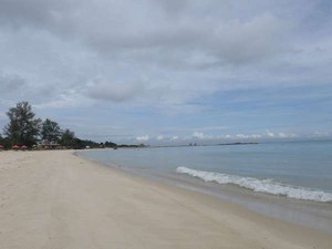 Pantai Lagoi di Bintan, Tak Kalah dari Kuta, Bali