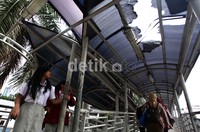 Kerusakan tersebut mengganggu kenyaman pengguna bus Transjakarta.