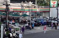 Menurut APPSI, pencabutan Instruksi Gubernur DKI Nomor 115 Tahun 2006 tentang Penundaan Perizinan Minimarket di Jakarta mendorong pertumbuhan minimarket merajalela. Sebab, meski sudah dilarang tahun 2006, jumlah minimarket di Jakarta hanya 528 gerai berizin dan tak berizin dan saat ini mencapai lebih dari 2165 gerai.