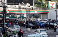 APPSI menegaskan bahwa instruksi gubernur Jakarta tidak efektif menahan laju pertumbuhan minimarket. Menurunya sejak dilarang tahun 2006, pertumbuhan minimarket mencapai 1500 unit.