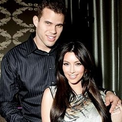 Kris Humphries Tuntut Kim Kardashian Akui Pernikahan Mereka Palsu