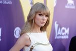 Taylor Swift Semakin Bersinar