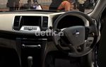 Sedan Nissan Teana Dipermak