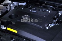 New Nissan Teana Model Year 2012 ini hadir dengan mesin 2.5L lengkap dengan transmisi X-Tronic CVT.