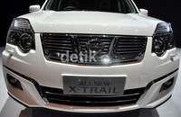 New X-Trail Urban Selection diaplikasikan pada line-up tipe 2.5 ST lengkap dengan transmisi X-Tronic CVT.