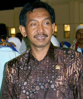 Harga Avtur Naik, Ongkos Naik Haji 2012 Terancam Naik