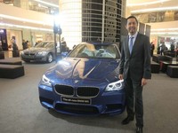 Mobil dibangun dengan mempertahankan tradisi model-model pendahulunya. Begitu tutur Presdir PT BMW Indonesia Ramesh Divyanathan.