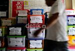 Faisal-Biem Serahkan KTP Dukungan ke KPUD