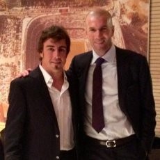 Fernando Alonso Girang Usai Nonton Madrid & Foto Bareng Zidane