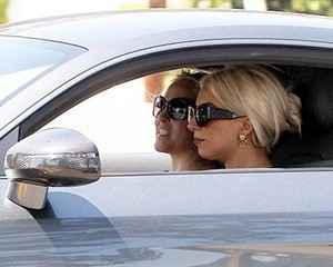 Setir Mobil Baru, Lady Gaga Malas Dandan