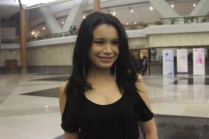 Rossa Nangis Usai Konser Kidung Abadi Chrisye