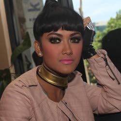Jupe Masih Jaga Hubungan Baik dengan Gaston