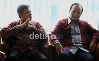 Sejumlah persiapan terus dilakukan oleh para bakal calon gubernur DKI Jakarta dari PKS Hidayat Nur Wahid dan Didik J Rachbini. Untuk kampanye nanti, anggaran pasangan Hidayat-Didik senilai Rp 53 Miliar.