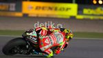Stoner-Lorenzo Sengit di Latihan Bebas
