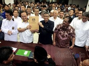 Kritisi Survei LSI, Hidayat Yakin Warga Jakarta Tak Puas dengan Foke