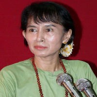 Suu Kyi Bertemu dengan Delegasi Pemberontak Karen