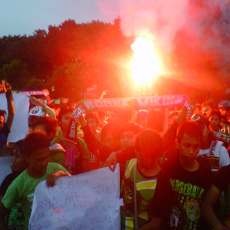 Bonek Anggap Kapolrestabes Surabaya Pilih Kasih