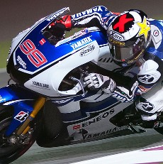 Lorenzo Pole, Stoner Start di Posisi Dua