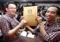 Kemeja Kotak-kotak Mulai Tenar di Jakarta, Jokowi Makin Pede