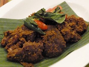 Wah, Sedapnya Cuk Manis dan Soto Medan di Pasar Senggol!