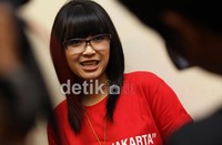 Dinda menggarap satu film pendek yang didirectnya dengan judul Malam Ini Aku Cantik