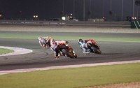 Ini adalah untuk kali kelima berturut-turut seri pembuka MotoGP dihelat di Qatar, diperlombakan di malam hari.