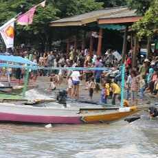 Long Weekend, Pantai Kenjeran Diserbu Puluhan Ribu Pengunjung