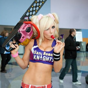 Terlalu Seksi, Wanita Ini Nyaris Diusir dari Pameran Game