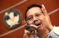 Ketiga korban yang digulung ombak adalah Rizki Susdiasto guru dari Univeritas Negeri Jakarta (UNJ), Heru guru dari Universitas Pendidikan Ghanesa (Undiksha) Singaraja, dan seorang siswa bernama Mundhus, siswa kelas II IPA SMA Negeri 1 Amfoang Barat Daya.