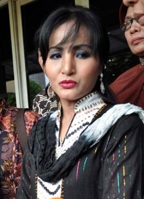 Machica Mochtar Ajukan Pengesahan Anak ke PA Tigaraksa