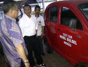 Dahlan Iskan Lirik Mobil MOKO Buatan Anak Makassar